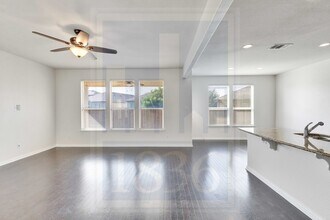 1405 Middlefield Ct in Austin, TX - Building Photo - Building Photo