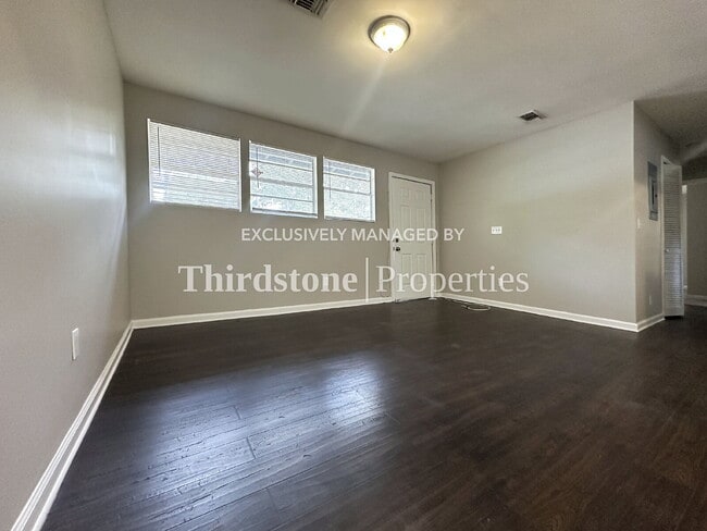 9228 Waynesboro Ave, Unit TH303 in Jacksonville, FL - Building Photo - Building Photo