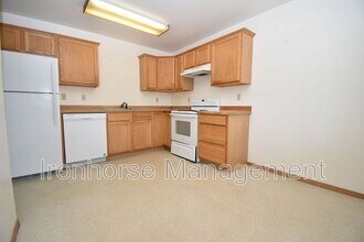 9 Michael Grove Ave in Bozeman, MT - Building Photo - Building Photo