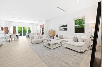 3129 Matilda St in Coral Gables, FL - Building Photo - Building Photo