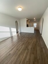 213 Evans St in Huntsville, AR - Building Photo - Building Photo