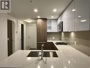 618 Carnarvon St in New Westminster, BC - Building Photo - Building Photo