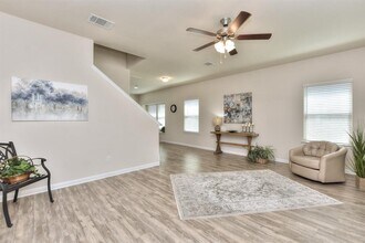 1736 Cherokee Nation Trl in Leander, TX - Building Photo - Building Photo