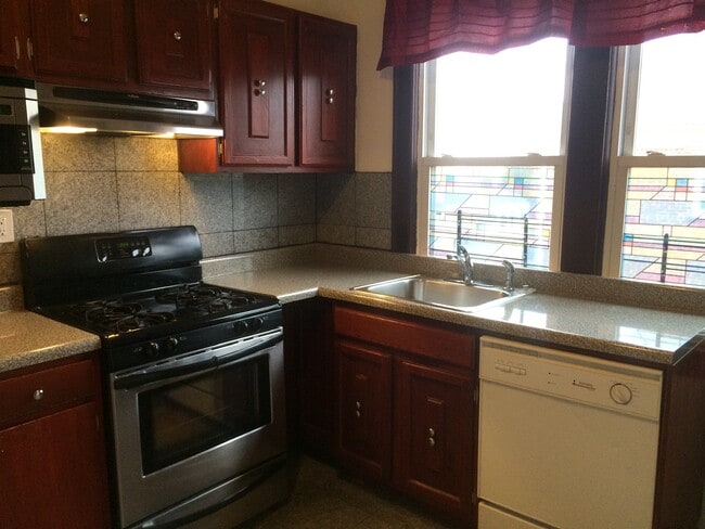 86 Edgewood Ave in Yonkers, NY - Building Photo - Building Photo