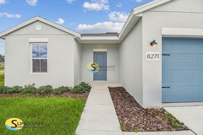 8271 N Wakefield Dr in Dunnellon, FL - Building Photo - Building Photo