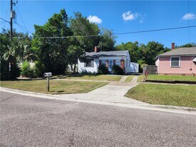 665 Chestnut Dr in Jacksonville, FL - Building Photo