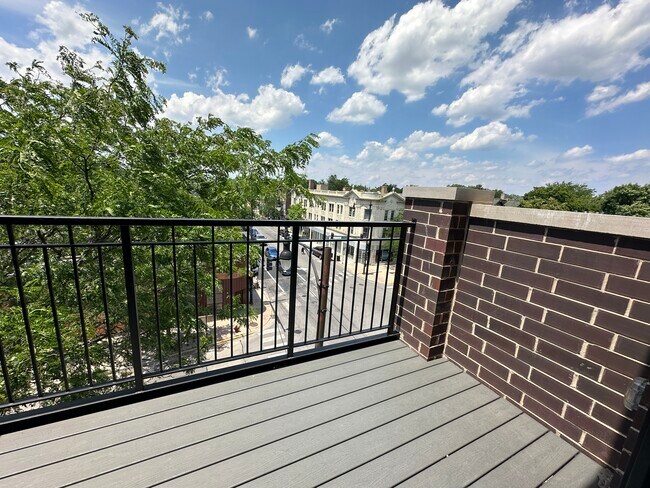 6355 N Glenwood Ave in Chicago, IL - Building Photo - Building Photo