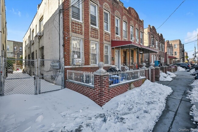 438 E 98th St in Brooklyn, NY - Building Photo - Building Photo