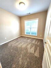 6111 Longleaf Dr in Hoschton, GA - Building Photo - Building Photo