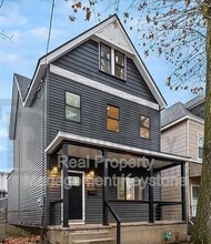 6319 St Marie St in Pittsburgh, PA - Building Photo - Building Photo
