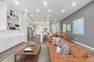 1707 Freeman St in Houston, TX - Building Photo - Building Photo