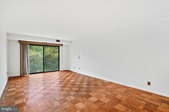 575 Thayer Ave in Silver Spring, MD - Building Photo - Building Photo