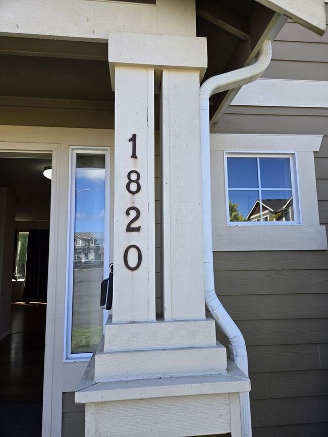 1820 Westside Ct in Centralia, WA - Building Photo - Building Photo