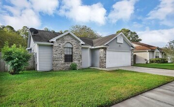466 Moby Dick Dr S in Jacksonville, FL - Building Photo - Building Photo