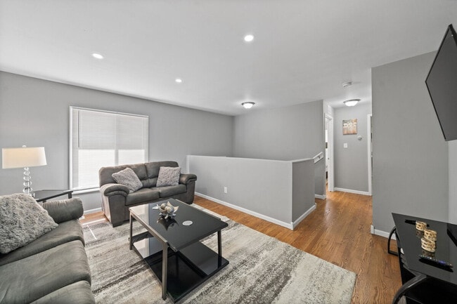 21937 E Churchill Dr in Richton Park, IL - Foto de edificio - Building Photo