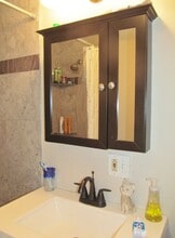 81 Anderson St, Unit 2 in Raritan, NJ - Building Photo - Building Photo