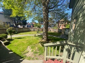 1021 E St in Eureka, CA - Building Photo