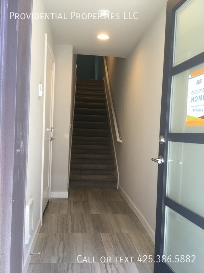 1571 139th Ln NE in Bellevue, WA - Building Photo - Building Photo