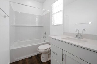 4059 E PINTO Dr in Gilbert, AZ - Building Photo - Building Photo