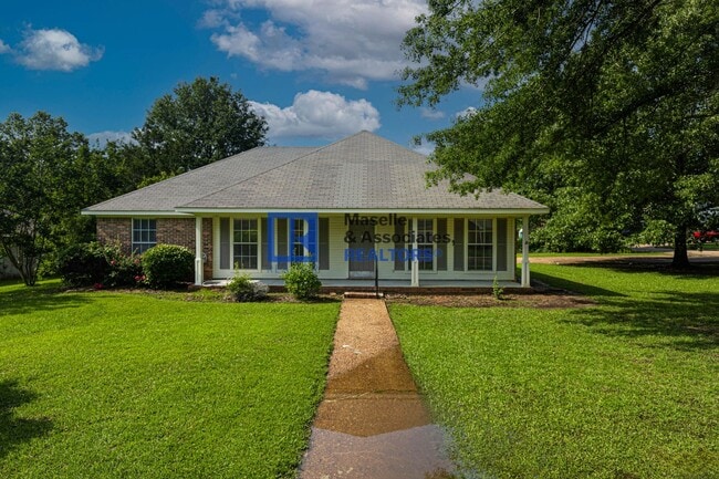 property at 114 Fox Meadow Dr