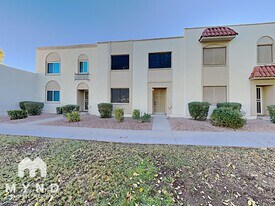 5924 N 83rd St in Scottsdale, AZ - Building Photo