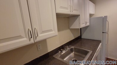 16 St Germain St in Boston, MA - Building Photo - Building Photo