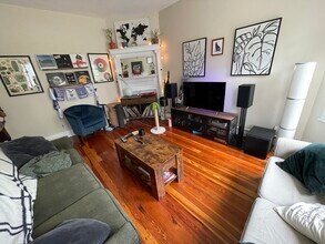 23 Forest Hills St in Boston, MA - Building Photo - Building Photo