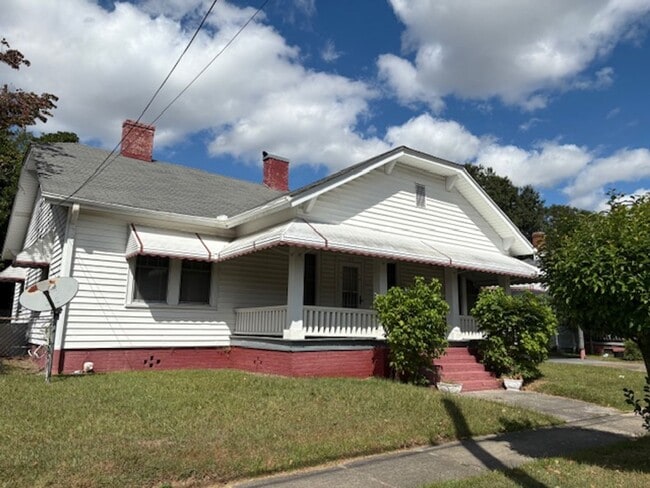 104 E Capitola Ave in Kinston, NC - Building Photo - Building Photo