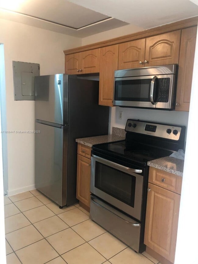property at 560 NW 114th Ave