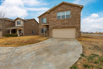 8702 10th Pl in Lubbock, TX - Building Photo - Building Photo