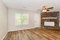 6790 Woodland Cove photo'