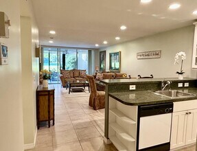 4801 Esedra Ct in Greenacres, FL - Foto de edificio - Building Photo