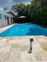 13424 SW 90th Terrace in Miami, FL - Building Photo