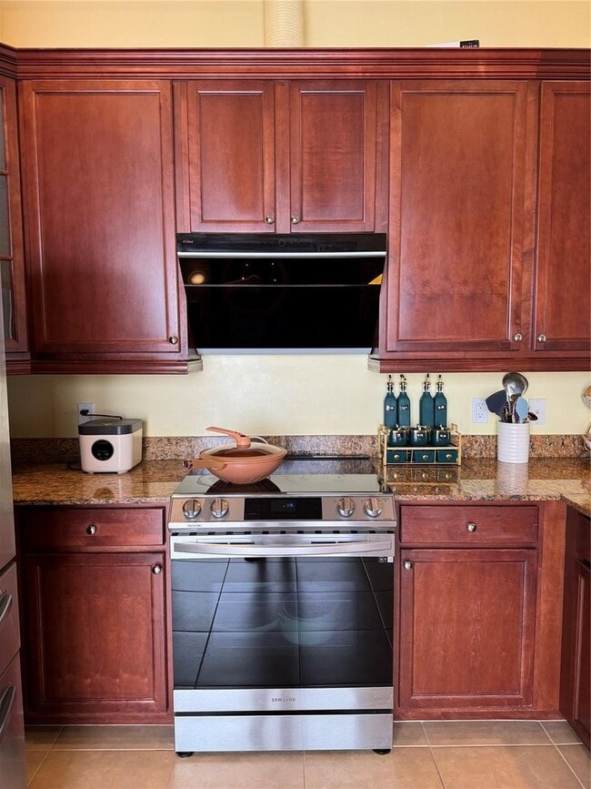 3730 NW 84th Way in Pembroke Pines, FL - Building Photo - Building Photo