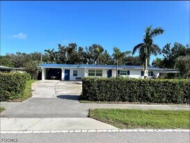 1745 Hanson St in Ft. Myers, FL - Building Photo