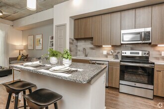 1500 S Shepherd Dr in Houston, TX - Building Photo - Building Photo