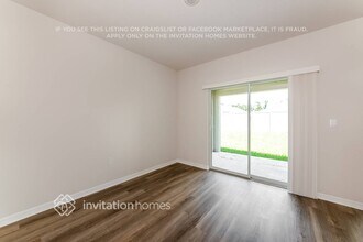 8021 Majestic Palms Ct in Venice, FL - Building Photo - Building Photo