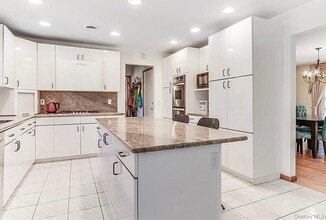 11 Secor Ct in Pomona, NY - Building Photo - Building Photo