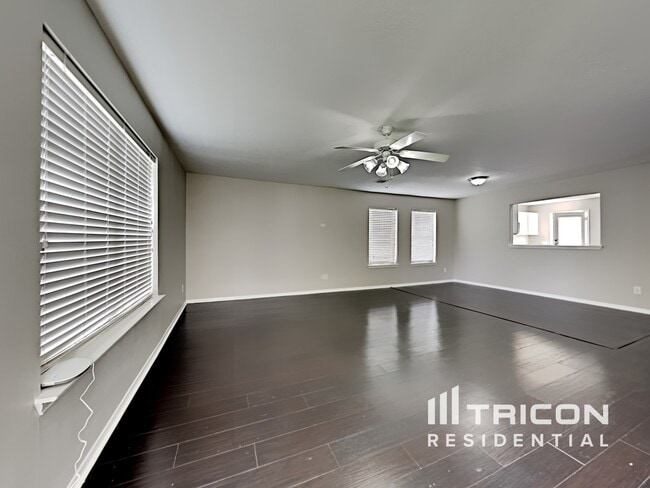 6448 Mountain Pines Ln in Katy, TX - Building Photo - Building Photo