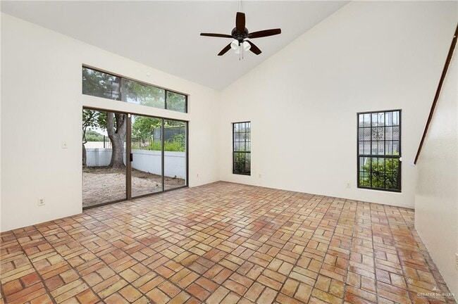 4537 N 1st Ln in McAllen, TX - Building Photo - Building Photo
