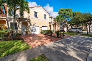 3816 SW 169th Terrace in Miramar, FL - Building Photo
