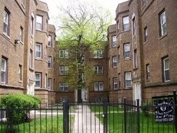 7415-7423 S Kimbark Ave in Chicago, IL - Foto de edificio