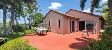 1463 Presidio Dr in Weston, FL - Building Photo - Building Photo