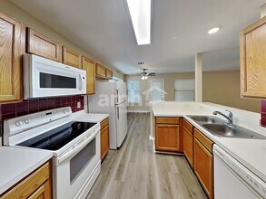 15243 Kamary Ln in San Antonio, TX - Building Photo - Building Photo