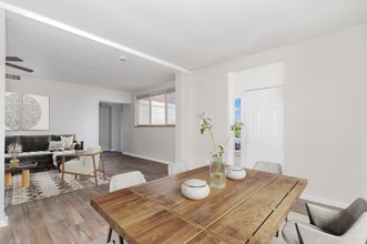 1607 Asmann Ave in Cincinnati, OH - Foto de edificio - Building Photo