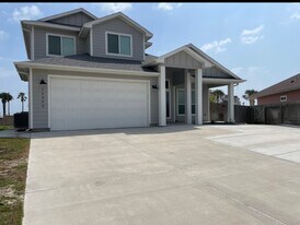 15302 E Chesapeake in Corpus Christi, TX - Building Photo