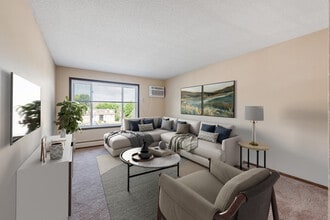 Shamrock Court Apartments in St. Paul, MN - Foto de edificio - Building Photo