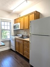 1422 E State St in Rockford, IL - Building Photo - Building Photo