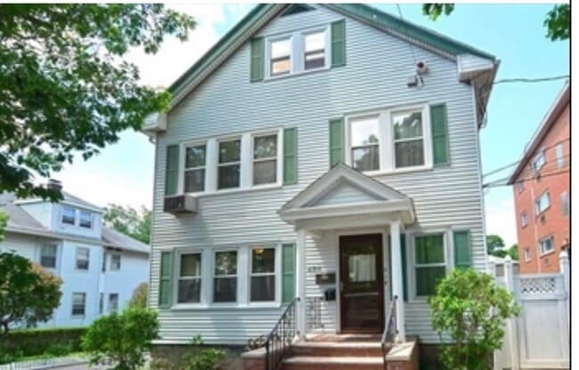 property at 4765 Washington St