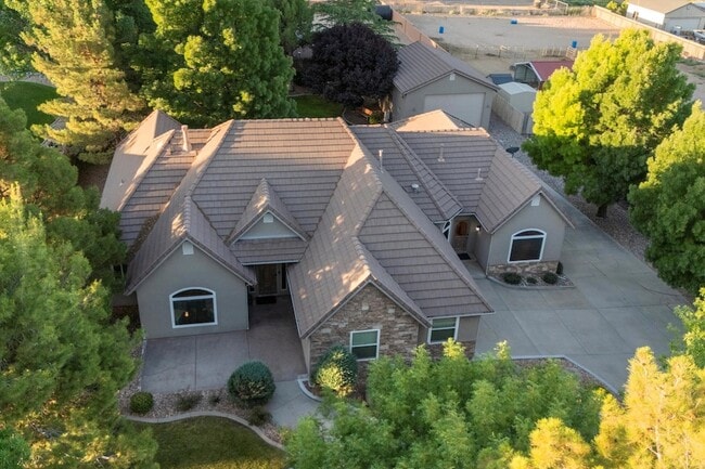 1171 W Topaz Rd in Saint George, UT - Building Photo - Building Photo